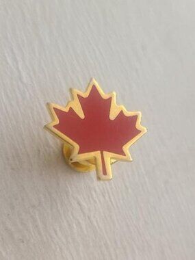 Canadian Maple Leaf Vintage Canada Lapel Pin Tie Tack Brooch - Gold And Red Pin